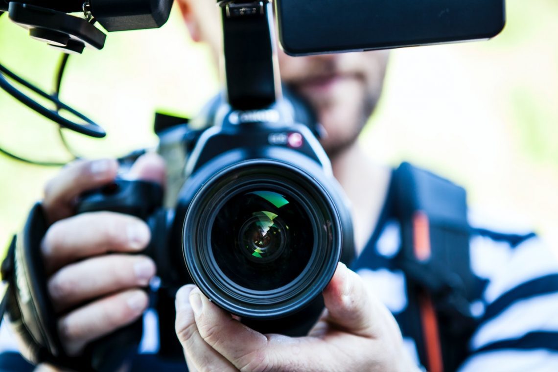 Fotoreporter m/ž