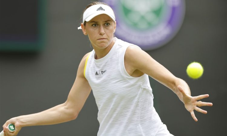Zmagovalka Wimbledona premočna za Kajo Juvan