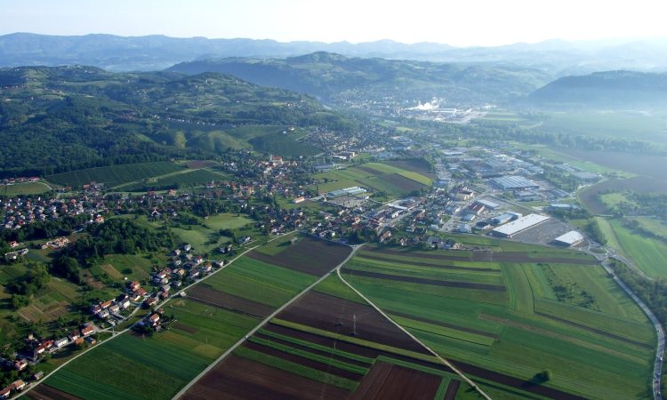Kolesarsko stezo Krško-Kostanjevica na Krki naj bi zgradili do maja