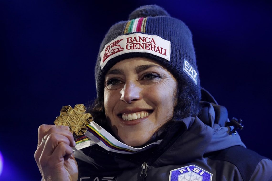 Brignone prva svetovna prvakinja v Meribelu, Shiffrin odstopila