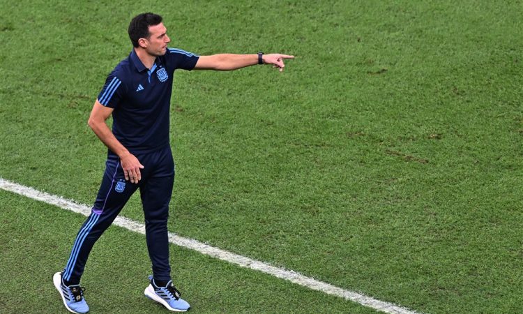 Scaloni, Ancelotti in Guardiola kandidati za trenerja leta