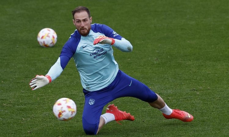 Barcelona 11 točk pred Real Madridom, Jan Oblak igralec tekme
