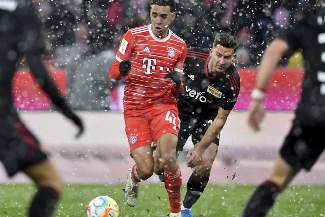 Bayern z zanesljivo zmago nazaj na vrh lestvice
