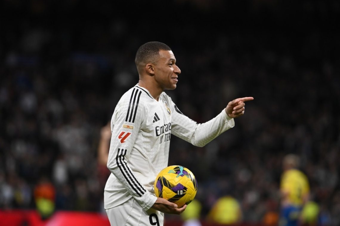 Real Madrid izkoristil spodrsljaja Atletica in Barcelone za skok na vrh