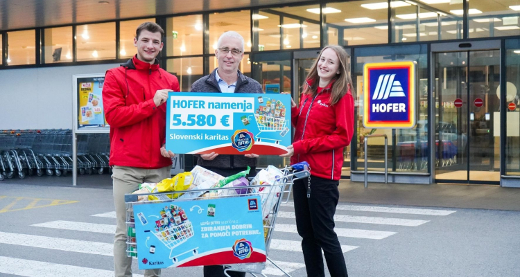 Dobrodelna akcija Hoferja in Slovenske karitas prinesla pomoč več kot 3000 osebam