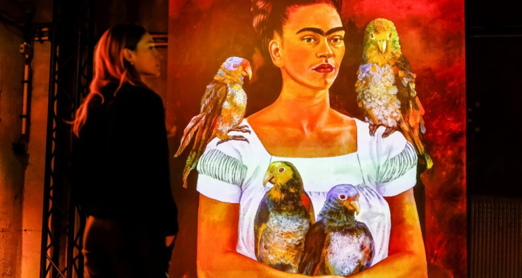 Netflix pripravlja serijo o Fridi Kahlo in Diegu Riveri
