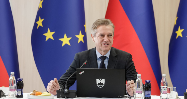 Golob napovedal opozicijo, Janša o pripravljenosti na vse možnosti